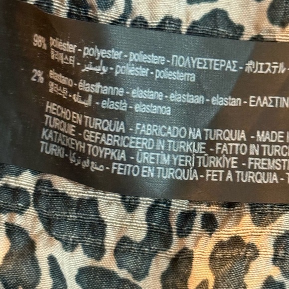 Zara Black & White Leopard Print Long-Sleeve Tiered Midi Dress size small - Picture 7 of 7